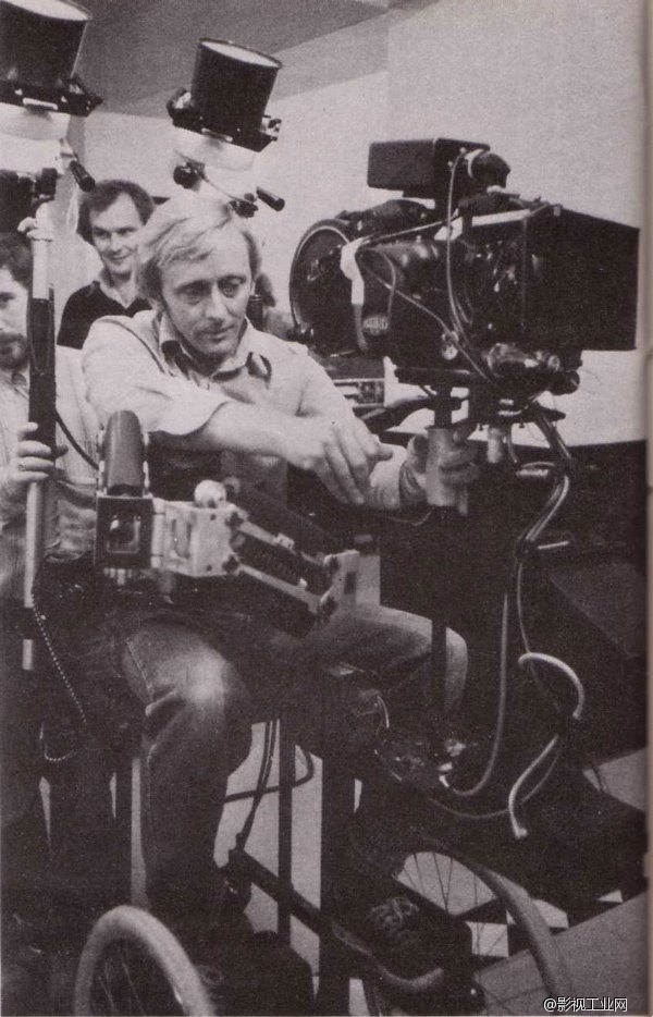 一次电影拍摄革命！库布里克的长镜头构想与《闪灵》中的斯坦尼康运用。