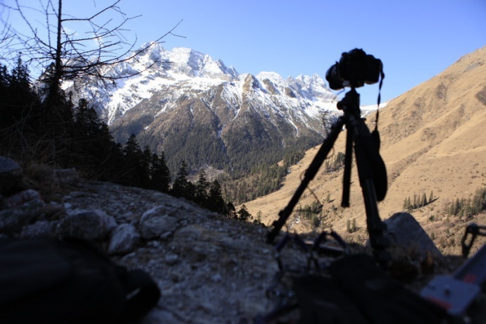春节2人组拍摄的攀冰视频《山语》