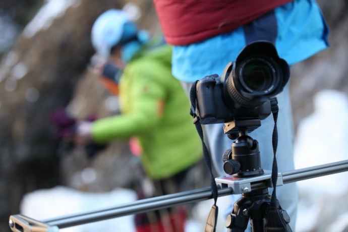 春节2人组拍摄的攀冰视频《山语》