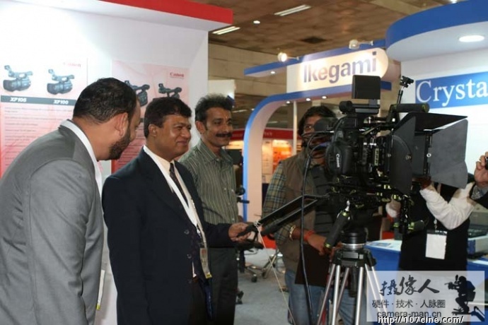 兰帕特套件在印度广电上与EOS C300的亲密接触