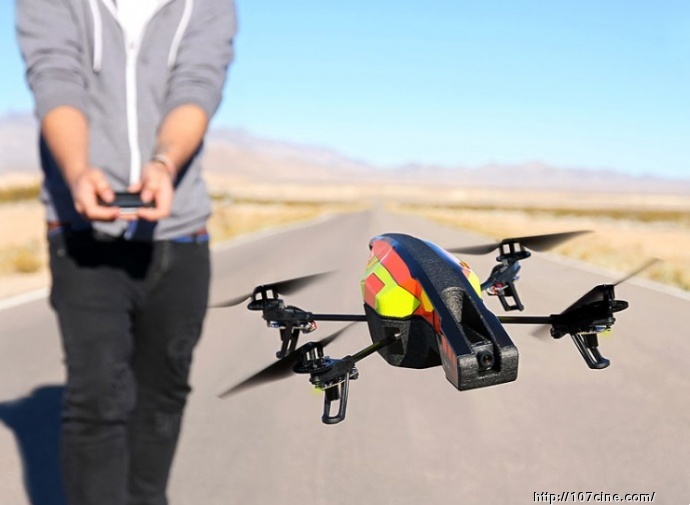 性价比超高的720P视频拍摄用飞行器