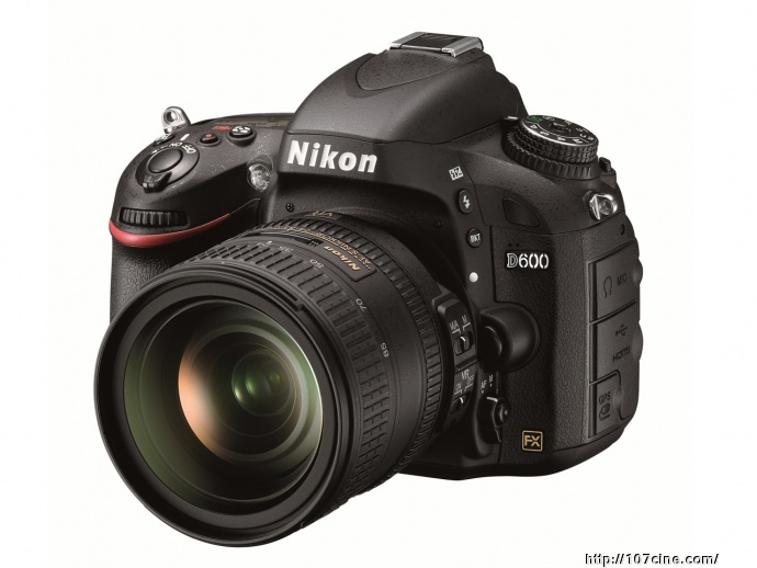 D600