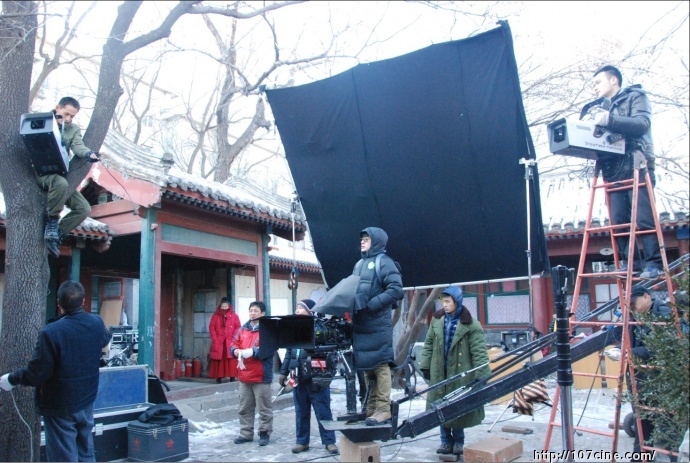 邵馨莹导演微电影《一张世界地图背后》拍摄制作完成， 大冬天热出了汗啊（有RED又造雪）