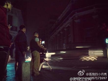 去年和 赵小丁 老师一起拍的一个电视广告片　超炫啊